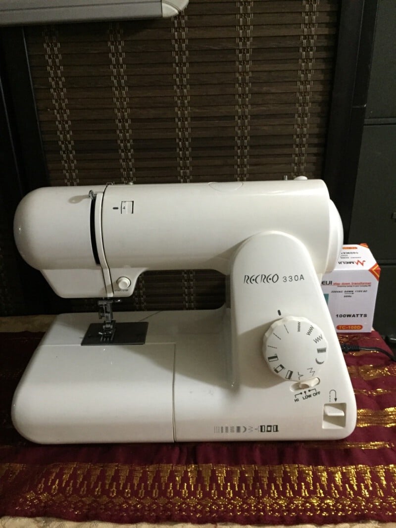 Lola - My First Sewing Machine